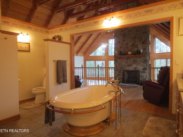 1536 Turkey Creek Road, Tellico Plains, TN 37385