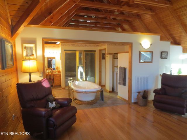 1536 Turkey Creek Road, Tellico Plains, TN 37385