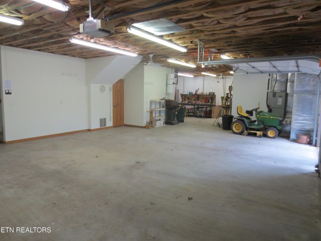 1536 Turkey Creek Road, Tellico Plains, TN 37385