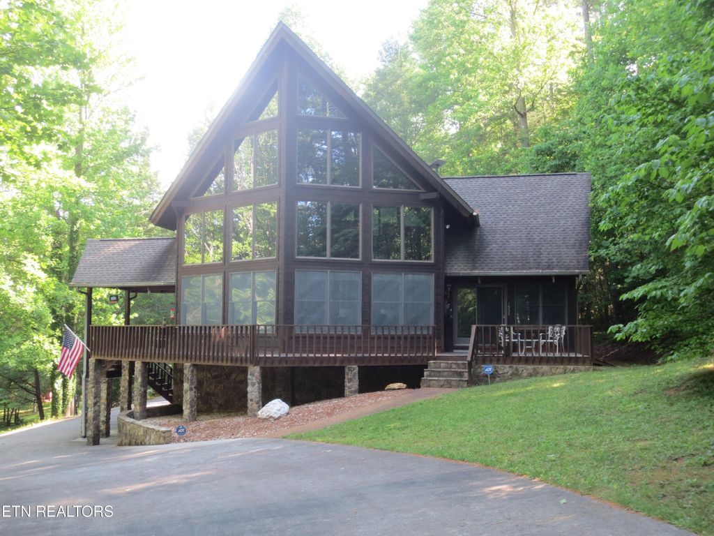 1536 Turkey Creek Road, Tellico Plains, TN 37385