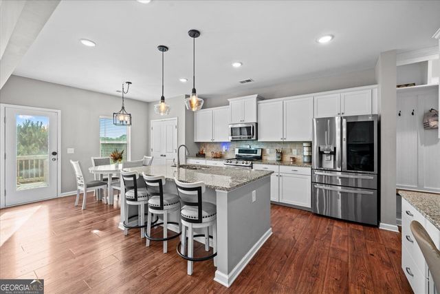 60 Woody Way NW, Adairsville, GA 30103