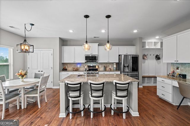 60 Woody Way NW, Adairsville, GA 30103