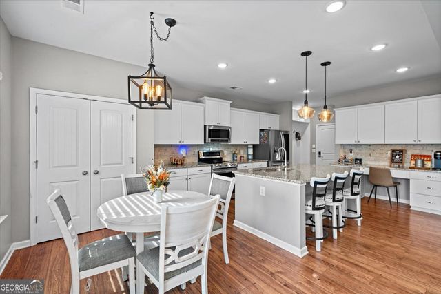 60 Woody Way NW, Adairsville, GA 30103
