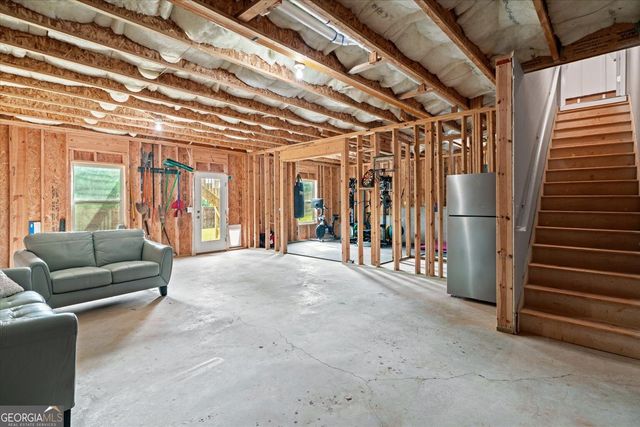 60 Woody Way NW, Adairsville, GA 30103