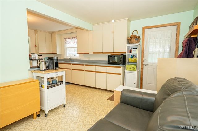 7310 Hickory Drive, Boston, NY 14075