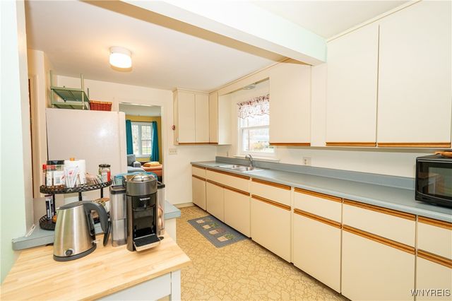 7310 Hickory Drive, Boston, NY 14075