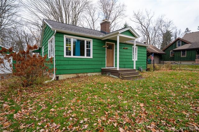 7310 Hickory Drive, Boston, NY 14075