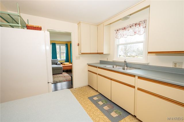 7310 Hickory Drive, Boston, NY 14075