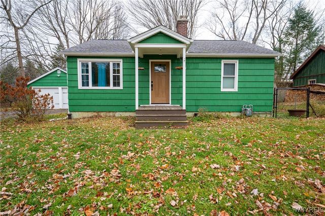 7310 Hickory Drive, Boston, NY 14075