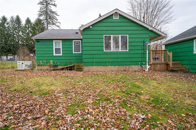 7310 Hickory Drive, Boston, NY 14075