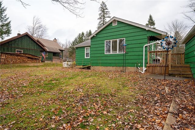 7310 Hickory Drive, Boston, NY 14075