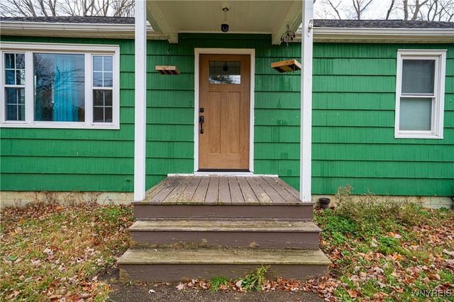 7310 Hickory Drive, Boston, NY 14075