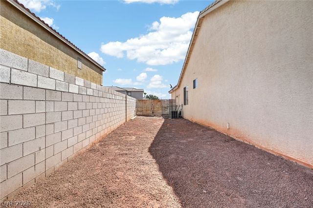 261 Ventana Heights Street, Henderson, NV 89074