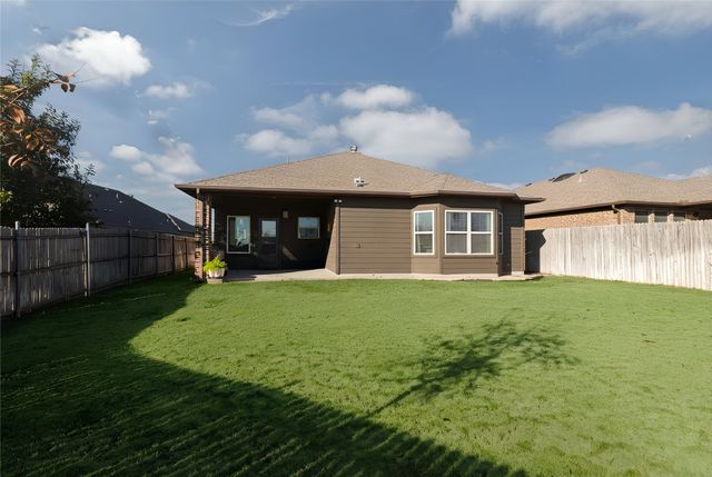 452 Delgany Trail, Fort Worth, TX 76052