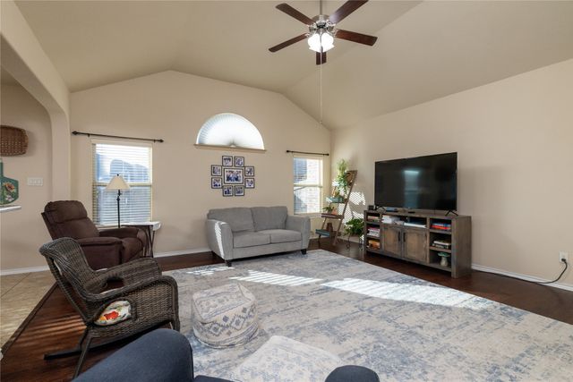 452 Delgany Trail, Fort Worth, TX 76052