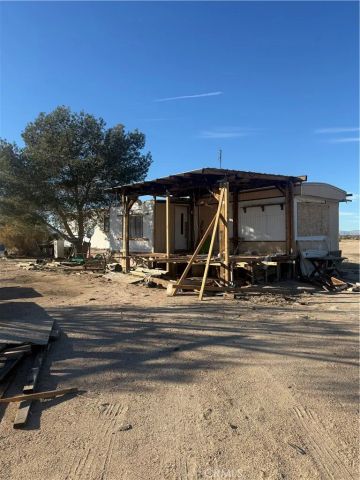 49122 Bedford Dr, Newberry Springs, CA 92365