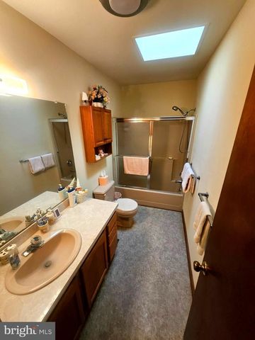 400 136TH ST, Ocean City, MD 21842