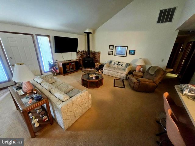 400 136TH ST, Ocean City, MD 21842