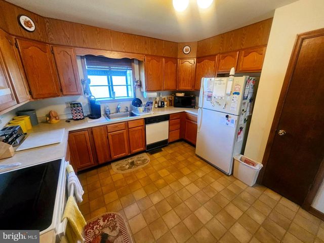 400 136TH ST, Ocean City, MD 21842