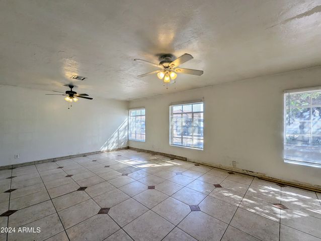 1314 W WHITTON Avenue, Phoenix, AZ 85013