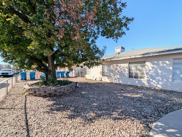 1314 W WHITTON Avenue, Phoenix, AZ 85013