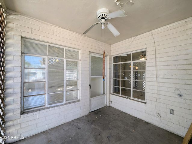 1314 W WHITTON Avenue, Phoenix, AZ 85013