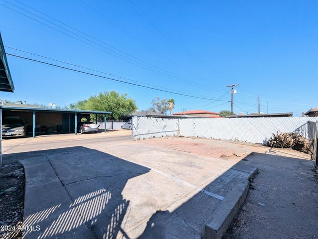 1314 W WHITTON Avenue, Phoenix, AZ 85013