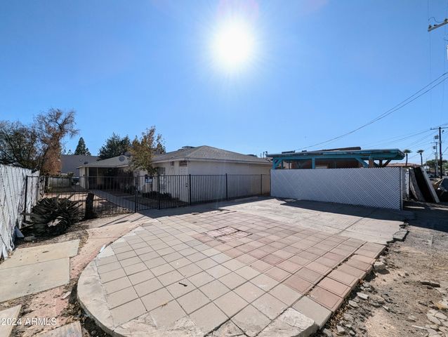 1314 W WHITTON Avenue, Phoenix, AZ 85013