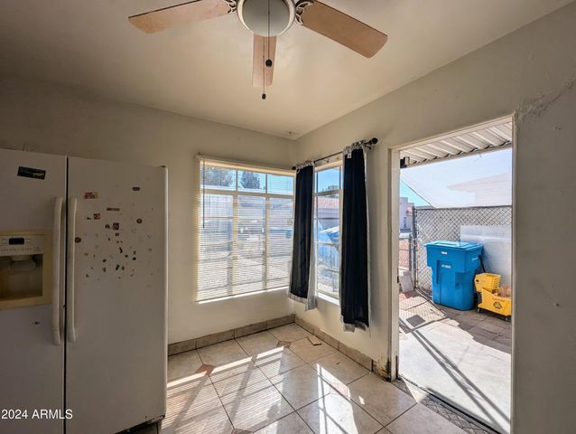 1314 W WHITTON Avenue, Phoenix, AZ 85013