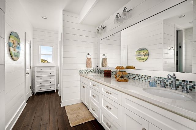 23006 Martes Street, Galveston, TX 77554