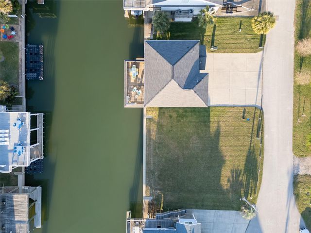 23006 Martes Street, Galveston, TX 77554