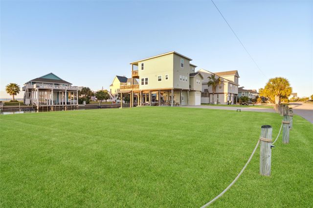 23006 Martes Street, Galveston, TX 77554