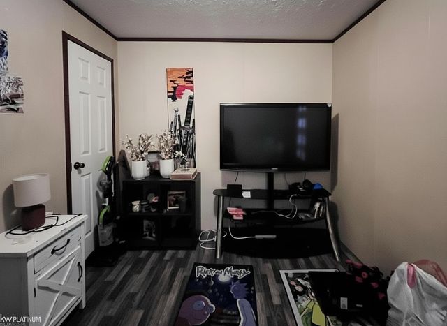 20642 Raleigh Drive, Clinton Twp, MI 48036