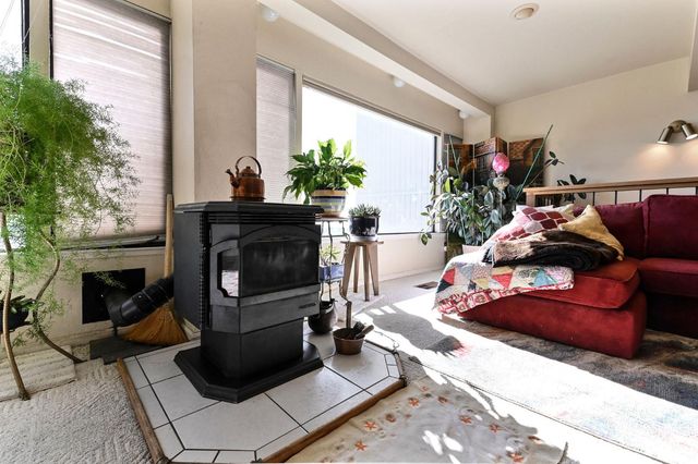 1218 Laurel Ln, Murphys, CA 95247