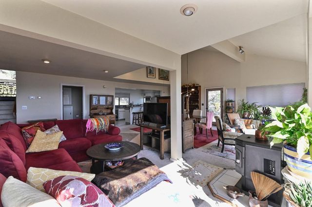 1218 Laurel Ln, Murphys, CA 95247