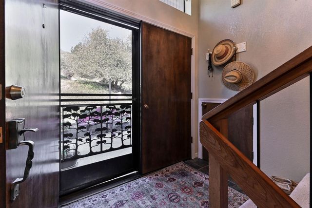 1218 Laurel Ln, Murphys, CA 95247