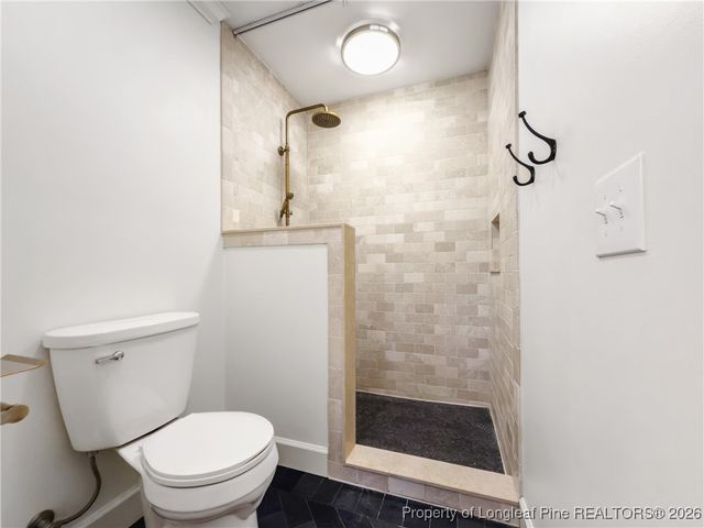 7716 Siple Avenue, Fayetteville, NC 28304