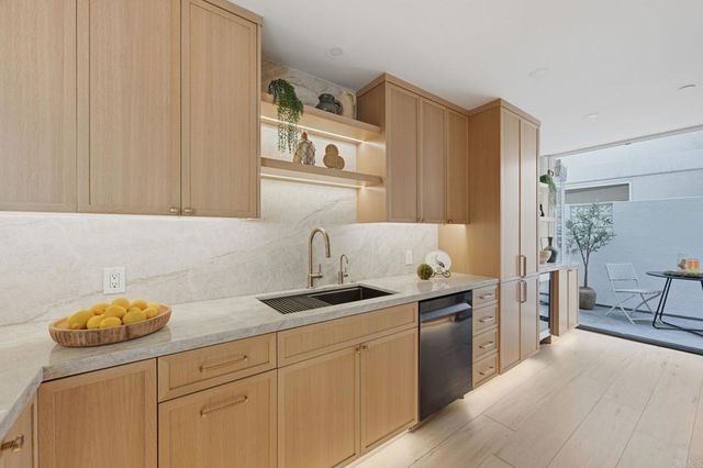 101 Coast Boulevard 1H, La Jolla, CA 92037