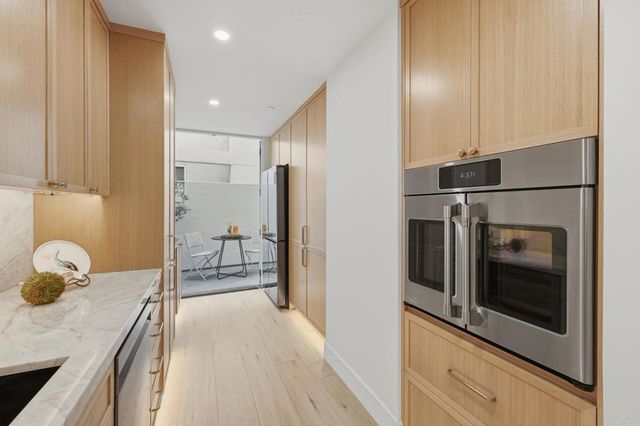 101 Coast Boulevard 1H, La Jolla, CA 92037
