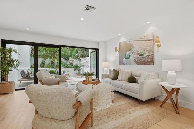 101 Coast Boulevard 1H, La Jolla, CA 92037