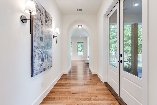 11131 Hillcrest Road, Dallas, TX 75230