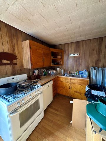 193 County Road 355, Jasper, TX 75951