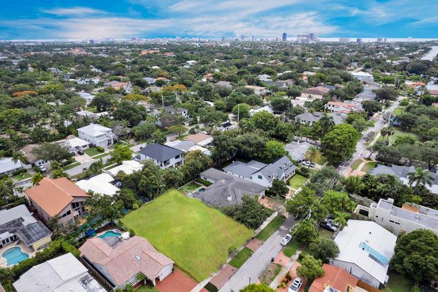 805 SE 10th Street, Fort Lauderdale, FL 33316