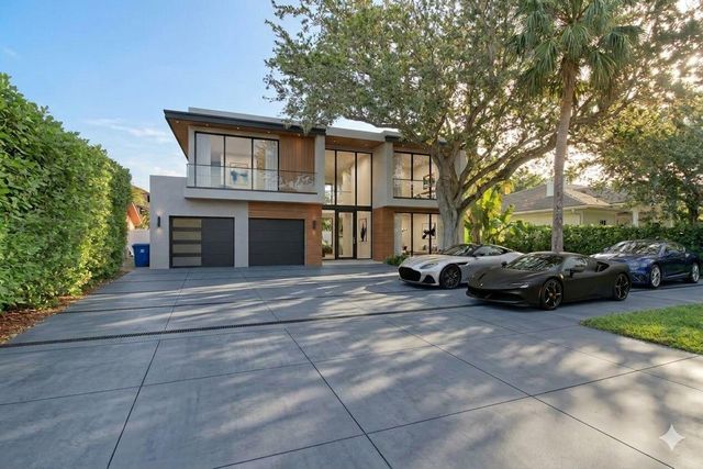 805 SE 10th Street, Fort Lauderdale, FL 33316