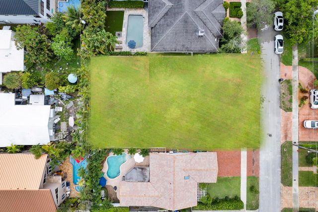 805 SE 10th Street, Fort Lauderdale, FL 33316