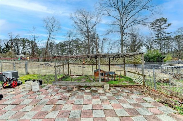 161 Muddy River Road, Lawrenceville, GA 30043