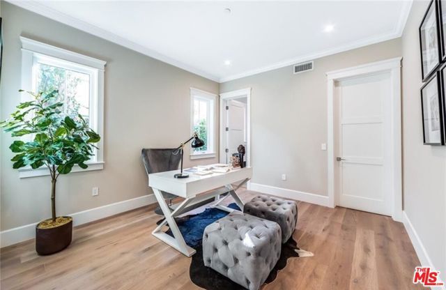 4710 Noeline Avenue, Encino (los Angeles), CA 91436