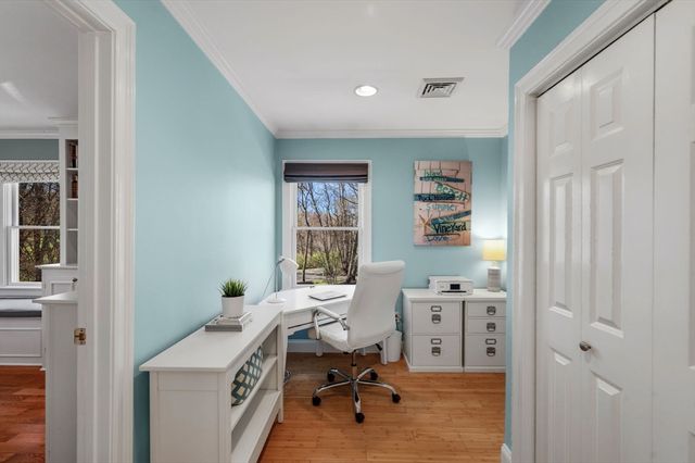 19 Crane Neck St, West Newbury, MA 01985