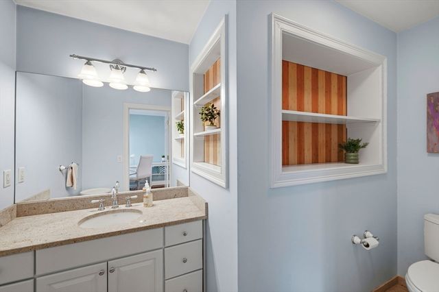 19 Crane Neck St, West Newbury, MA 01985