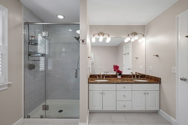 19 Crane Neck St, West Newbury, MA 01985